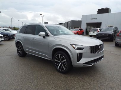 New 2025 Volvo XC90 B5 Core w/ Climate Package