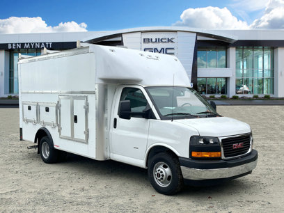 New 2024 GMC Savana 3500 w/ Power Convenience Package