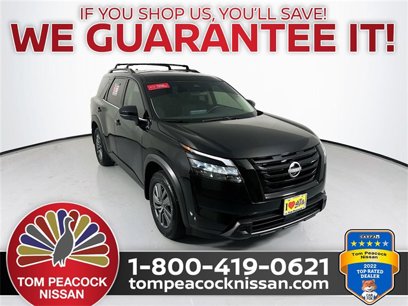 Used 2024 Nissan Pathfinder SV