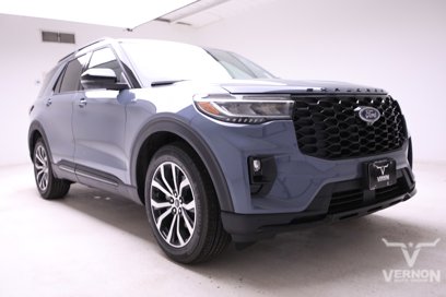New 2025 Ford Explorer ST-Line w/ Premium Package
