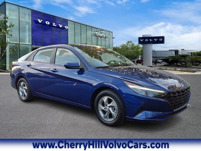 Used 2023 Hyundai Elantra SE w/ Cargo Package