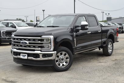 New 2025 Ford F250 Lariat w/ Lariat Ultimate Package