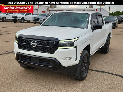Used 2023 Nissan Frontier SV w/ Midnight Edition Package