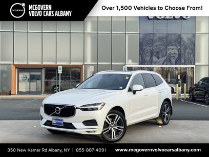 Used 2021 Volvo XC60 T5 Momentum w/ Premium Package
