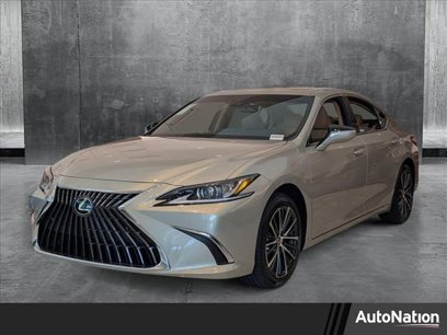 New 2025 Lexus ES 350 w/ Premium Package