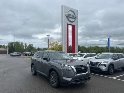 Used 2025 Nissan Pathfinder S