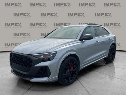 Used 2025 Audi RS Q8 performance