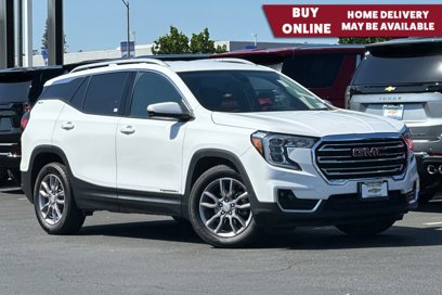 Used 2023 GMC Terrain SLT
