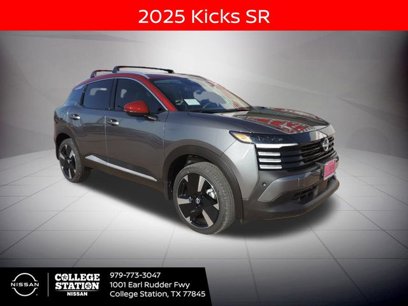 New 2025 Nissan Kicks SR w/ Illumination Package