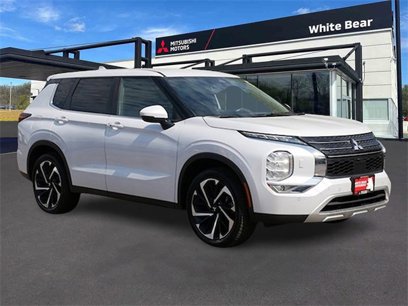 Used 2023 Mitsubishi Outlander SE