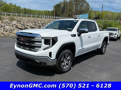 New 2025 GMC Sierra 1500 SLE w/ Preferred Package