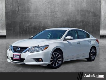 Used 2016 Nissan Altima 2.5 SV w/ Convenience Package