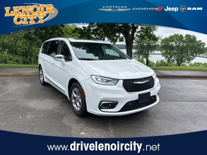 Used 2022 Chrysler Pacifica Limited