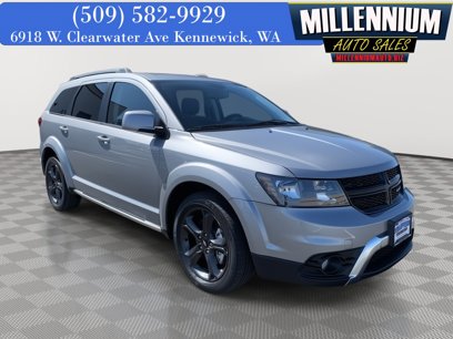 Used 2018 Dodge Journey Crossroad w/ Nav & Sun Group