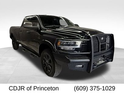 Used 2019 RAM 2500 Laramie w/ Black Appearance Package