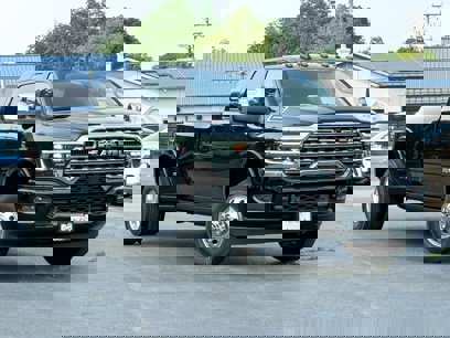 New 2025 RAM 3500 Longhorn