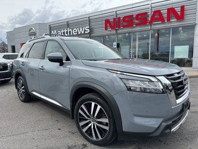 Used 2023 Nissan Pathfinder Platinum w/ Cargo Package