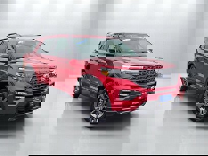 Certified 2022 Ford Explorer XLT w/ Equipment Group 202A