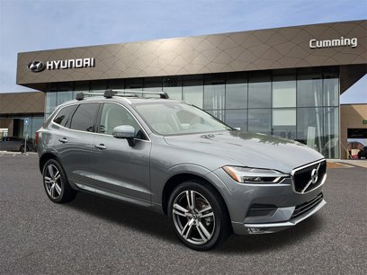 Used 2021 Volvo XC60 T5 Momentum w/ Advanced Package