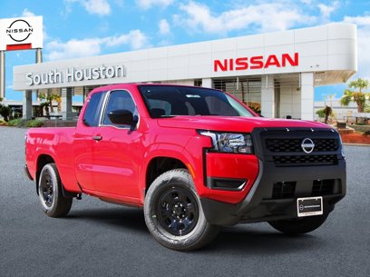 New 2025 Nissan Frontier S