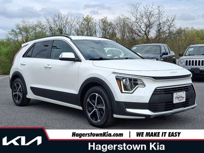 Used 2023 Kia Niro EX