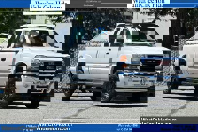 Used 2006 GMC Sierra 2500 SLE w/ Skid Plate Package
