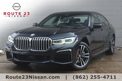 Used 2020 BMW 750i xDrive w/ M Sport Package