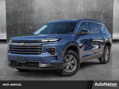 New 2025 Chevrolet Traverse LT