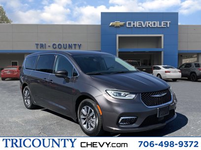 Used 2022 Chrysler Pacifica Touring-L