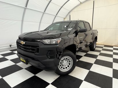 New 2025 Chevrolet Colorado W/T