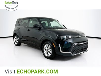 Used 2023 Kia Soul LX w/ LX Technology Package