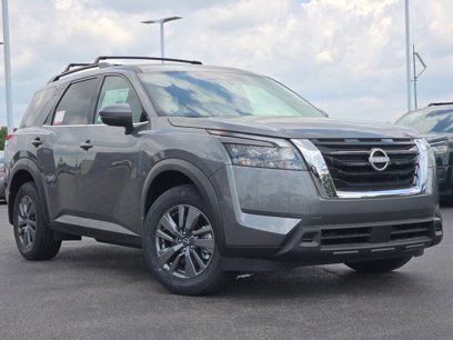 New 2025 Nissan Pathfinder SV w/ SV Premium Package