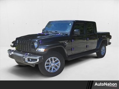 Used 2023 Jeep Gladiator Sport