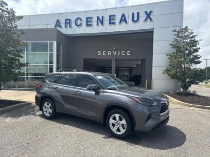 Used 2022 Toyota Highlander L
