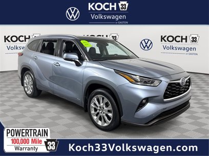 Used 2023 Toyota Highlander Limited