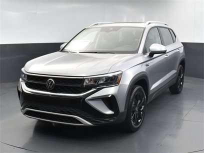 New 2024 Volkswagen Taos SE