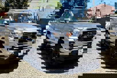 Used 2022 Toyota Tacoma SR5