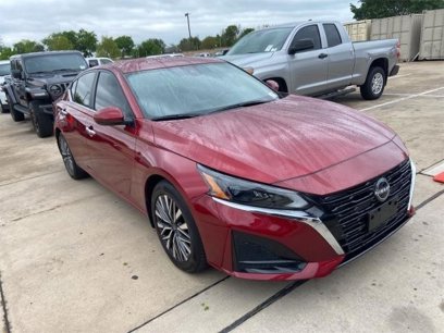 Used 2023 Nissan Altima 2.5 SV