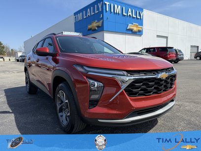 Used 2024 Chevrolet Trax LT w/ Driver Confidence Package