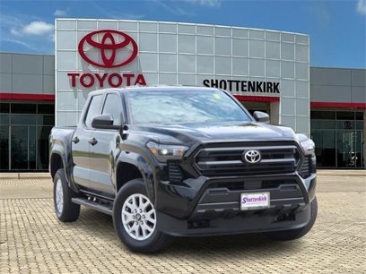 Used 2025 Toyota Tacoma SR