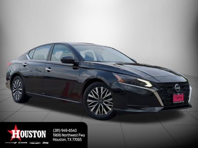 Used 2023 Nissan Altima 2.5 SV