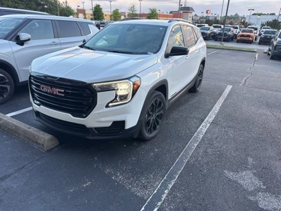 Used 2022 GMC Terrain SLE w/ Driver Convenience Package