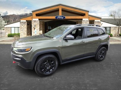 Used 2019 Jeep Cherokee Trailhawk w/ Comfort/Convenience Group