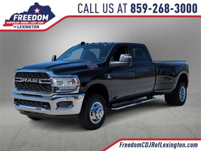 New 2024 RAM 3500 Tradesman w/ Chrome Appearance Group