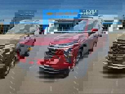 Used 2025 Chevrolet Trax LT w/ Driver Confidence Package