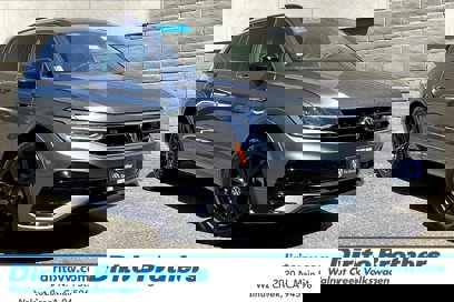 Certified 2023 Volkswagen Tiguan SE R-Line