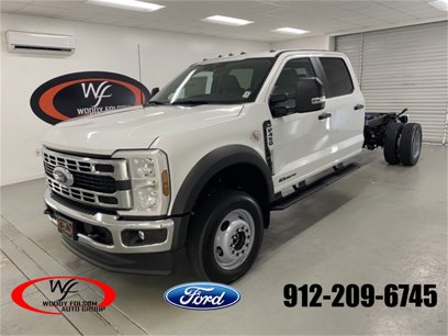 New 2025 Ford F450 XL w/ XL Chrome Package