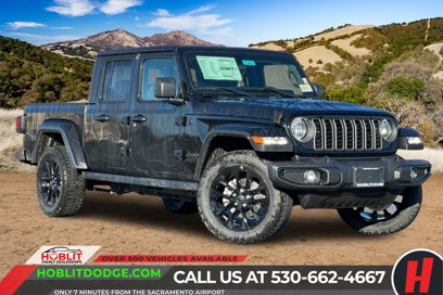 New 2025 Jeep Gladiator Sport