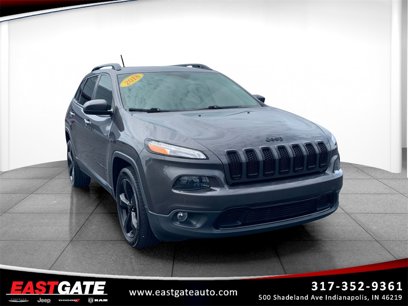 Used 2018 Jeep Cherokee Latitude w/ Altitude Package