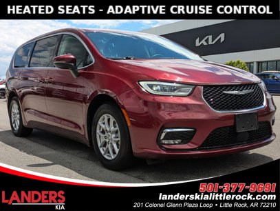 Used 2023 Chrysler Pacifica Touring-L